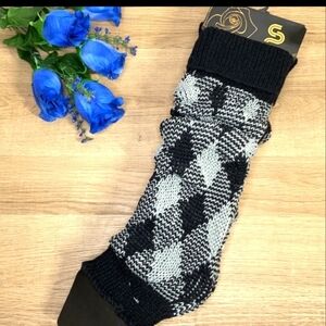 SALE! NWT! GRAY AND BLACK LEG WARMERS! ☆3 FOR $25☆